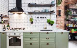 Открытые полки на кухне: плюсы и минусы, отзывы, фото в интерьере