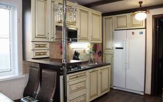 На пике моды — кухонные гарнитуры с фасадами, покрытыми золотой патиной