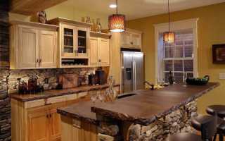 Кухня в стиле шале в загородном доме и квартире