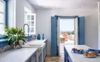 Запах моря и свежесть бриза даже в городе: кухня в средиземноморском стиле