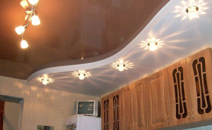 Наш выбор для кухни — натяжные двухуровневые потолки!