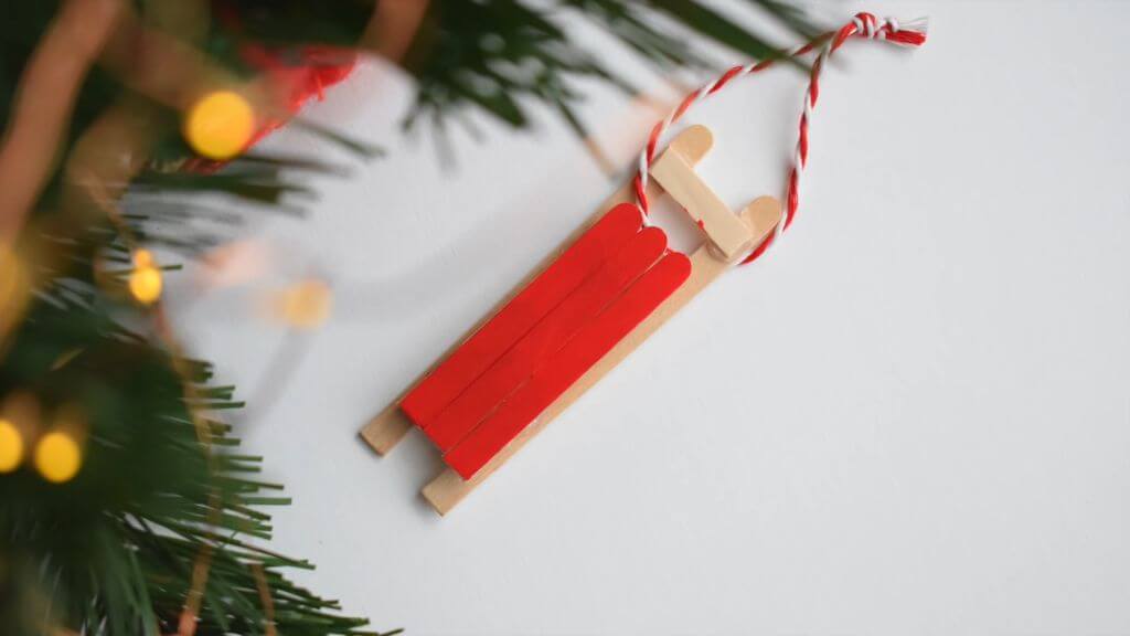 Новогодняя игрушка из вторсырья своими руками: 18 оригинальных эко-поделок