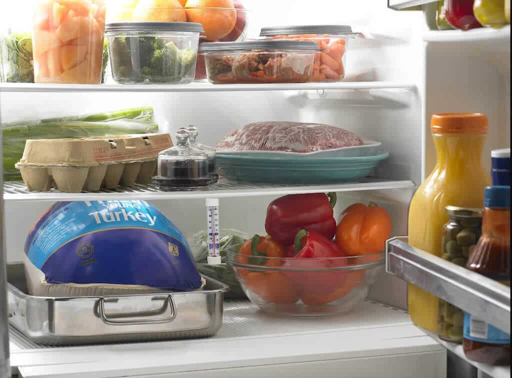 Сколько хранятся вареные макароны в холодильнике и без