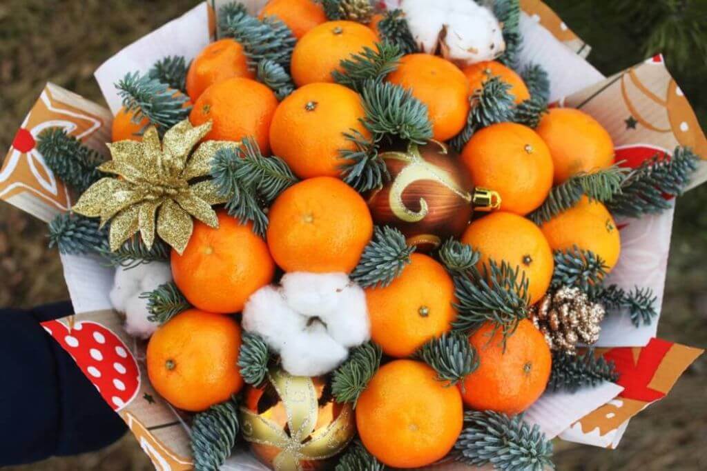 Новогодний букет вместо елки: 35 поделок своими руками