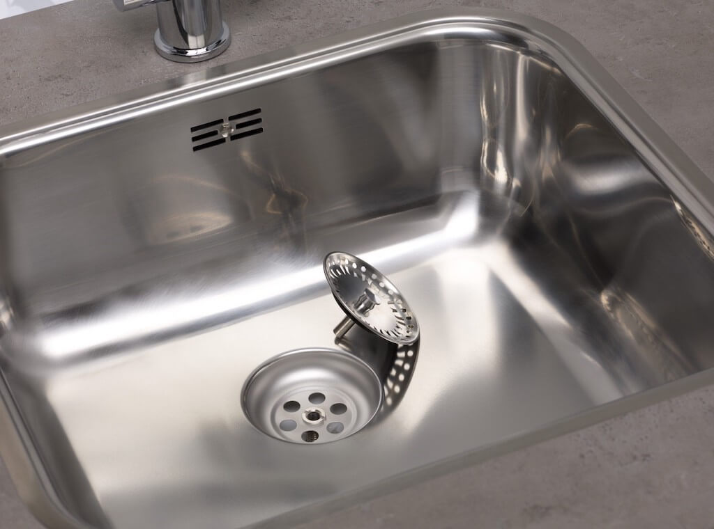 Кухонная мойка из нержавеющей стали: как выбрать и установить