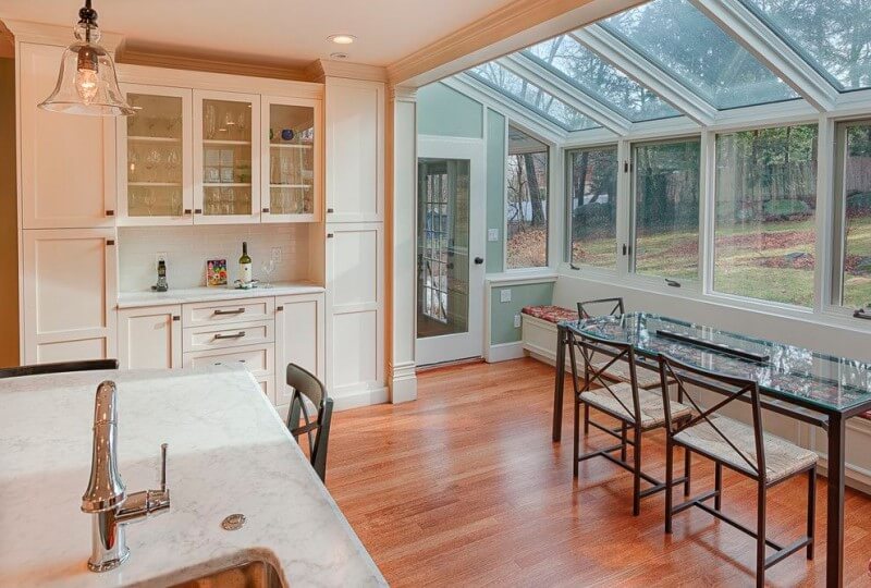 Буфет в интерьере кухни: варианты дизайна (135 фото)