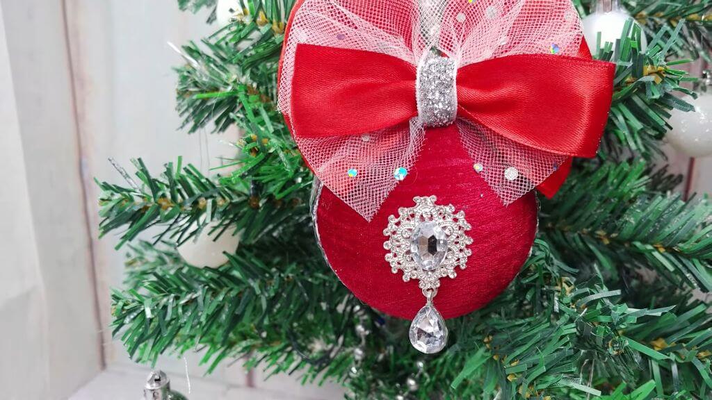 Новогодняя игрушка из вторсырья своими руками: 18 оригинальных эко-поделок