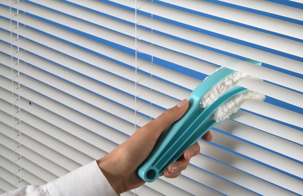 17 способов, как быстро помыть горизонтальные и вертикальные жалюзи