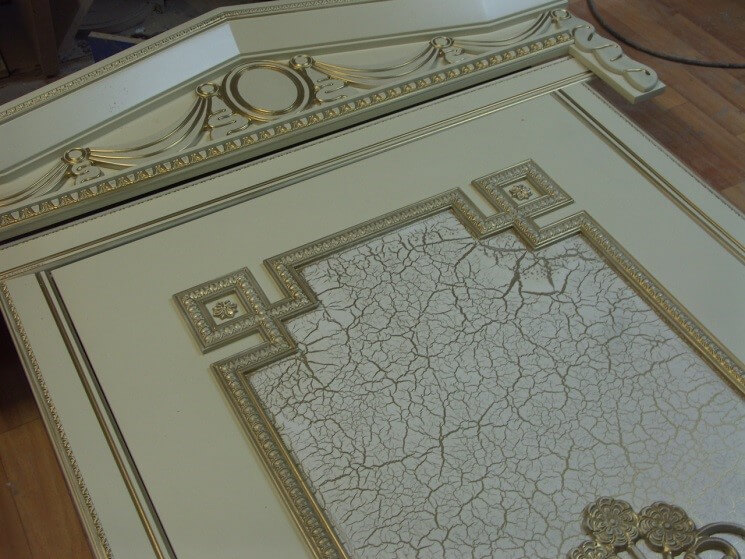 Нанесение патины на мебель и дерево своими руками: подробная технология