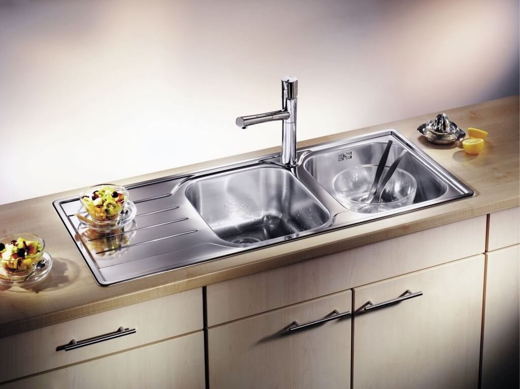 Кухонная мойка из нержавеющей стали: как выбрать и установить