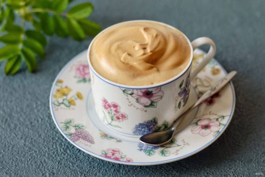 Пенка для кофе из молока в домашних условиях