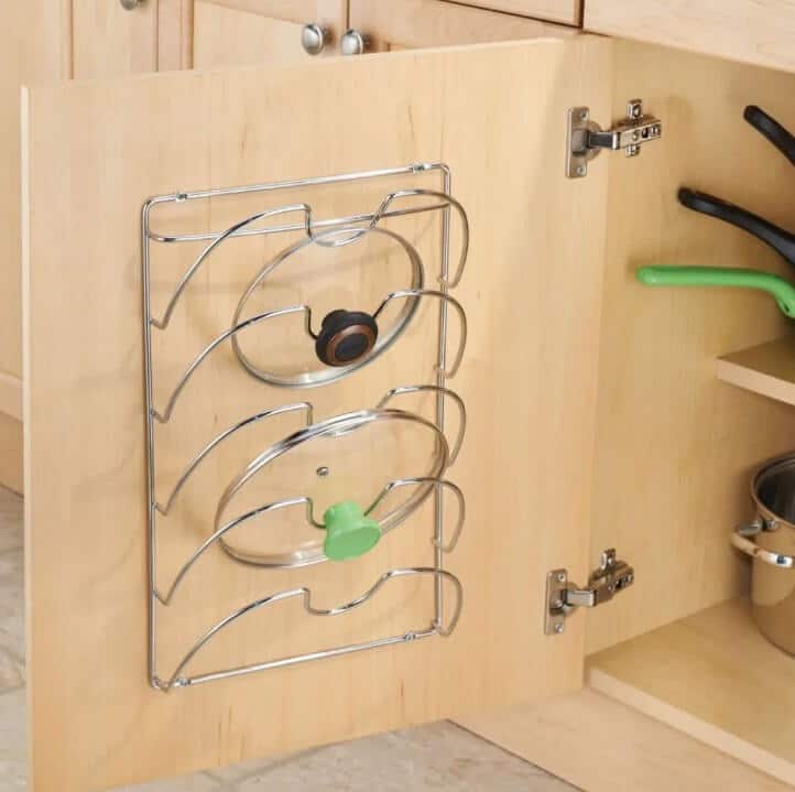 Как хранить крышки от кастрюль на кухне: приспособления своими руками