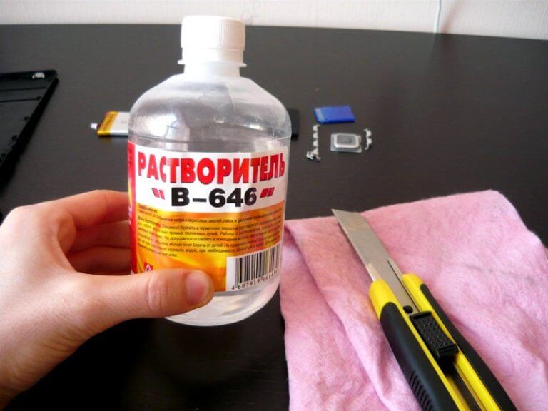 Как убрать наклейку или этикетку с пластика без следа: лайфхаки для разных поверхностей