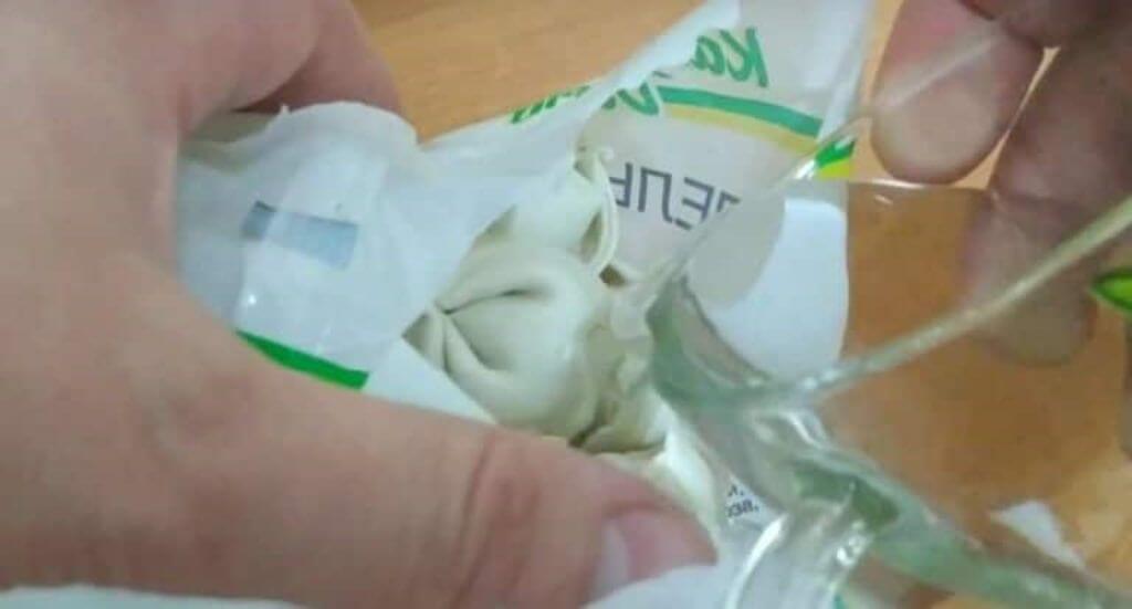 Можно ли пельмени приготовить в микроволновке, и как это сделать с водой и без?