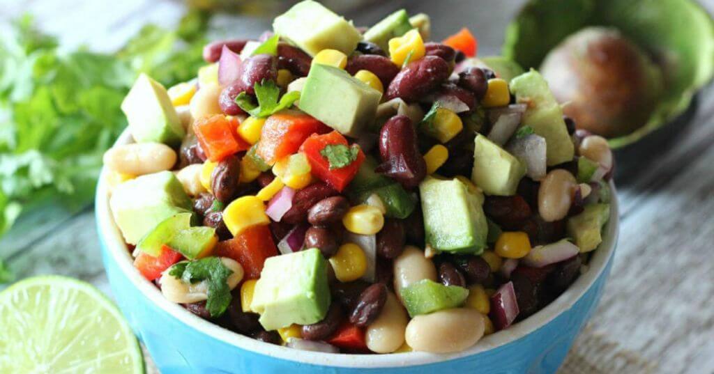 С чем сочетается авокадо в салатах: простые и вкусные рецепты с фото пошагово