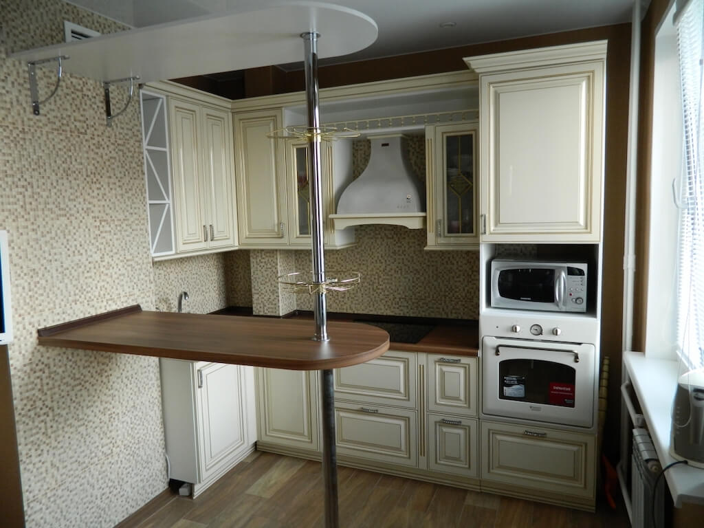 Дизайн кухни с барной стойкой: советы по оформлению и фото-примеры