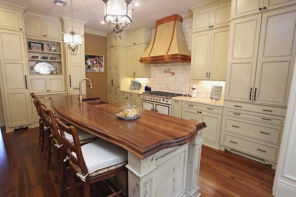 Столешница из дерева для кухни — классика, проверенная годами