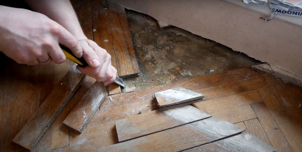 Как обновить старый паркет своими руками: реставрация и ремонт, способы восстановления с циклевкой и без