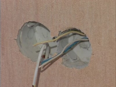 Как сделать электропроводку на кухне — выбрать схему разводки, проложить кабель, установить щиток и розетки