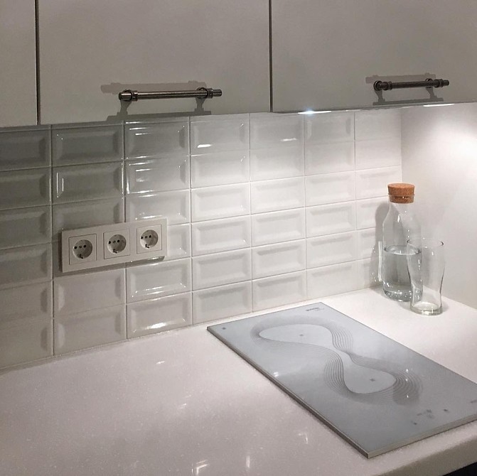 Рекомендации по укладке плитки «кабанчик» на фартук кухни