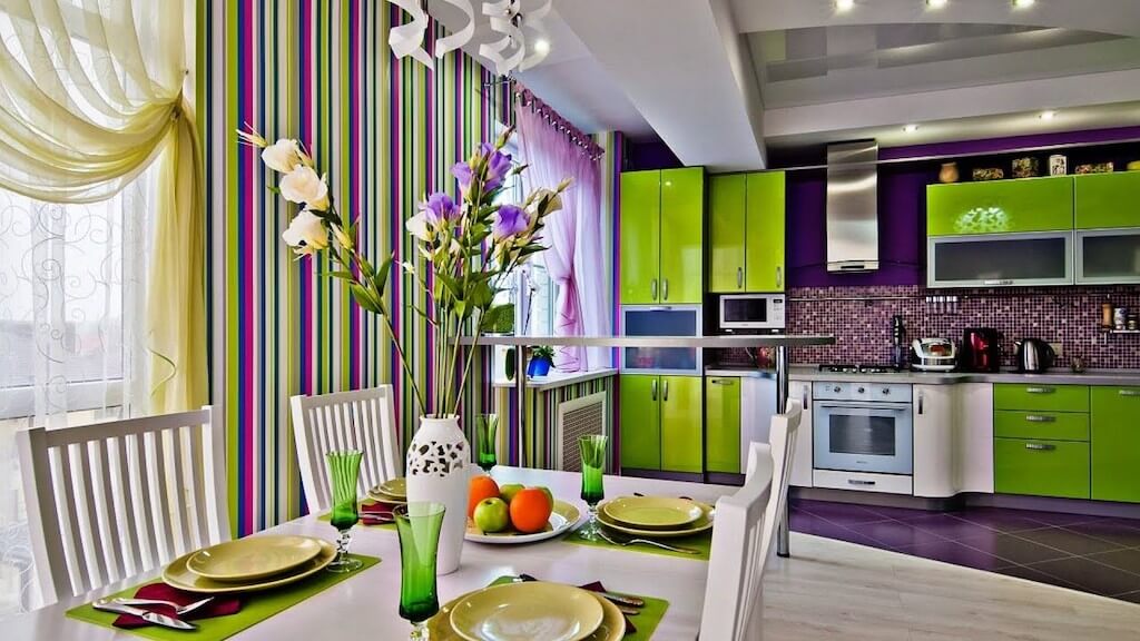50 оттенков фиолетового в интерьере кухни — сиреневый, лиловый, лавандовый цвета, и с чем они сочетаются (50 фото)