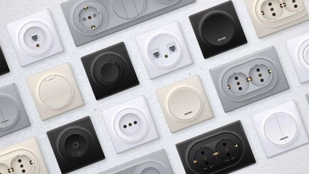 Черные розетки и выключатели в интерьере: советы по подбору и сочетанию