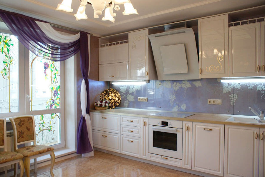 Кухни в стиле неоклассика: комфортный шик в интерьере квартиры и дома
