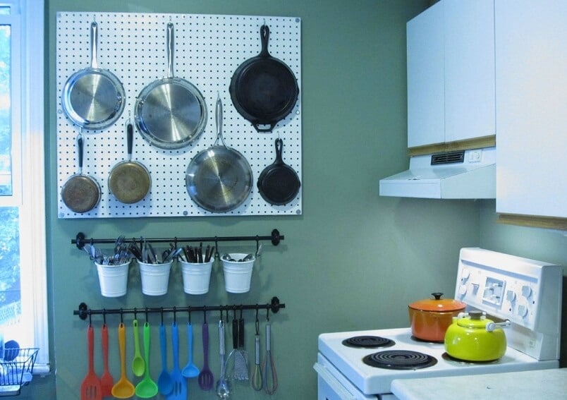 14 лайфхаков по экономии места на кухне своими руками