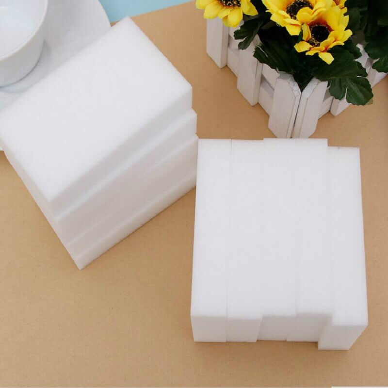 Как убрать след от наклейки с пластика в домашних условиях?