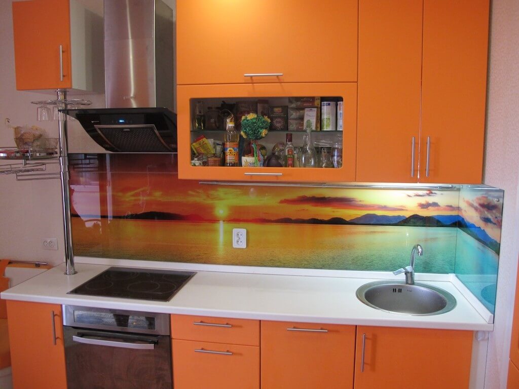 Оранжевая кухня — всегда жизнерадостный интерьер (+55 фото удачных решений)