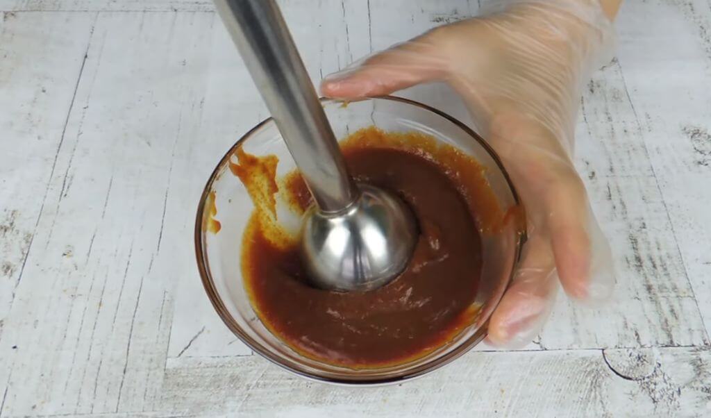 Почему сливки сворачиваются при тушении, нагреве, взбивании, в кофе: что делать, как избежать