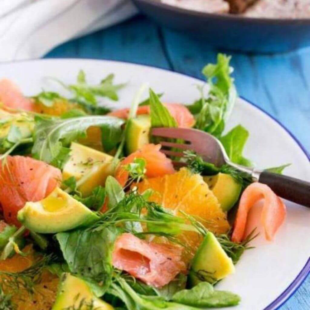 С чем сочетается авокадо в салатах: простые и вкусные рецепты с фото пошагово