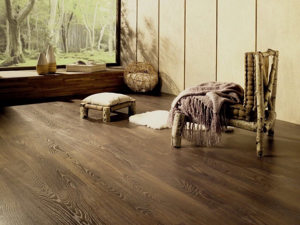 Кухни «под дерево»: максимум практичности по адекватной цене (+35 фото)