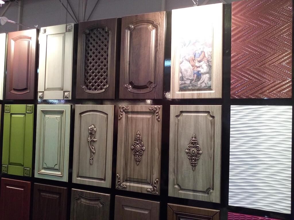 Деревянная кухня из массива в современном стиле: 135 фото-идей мебели, отделки и декора