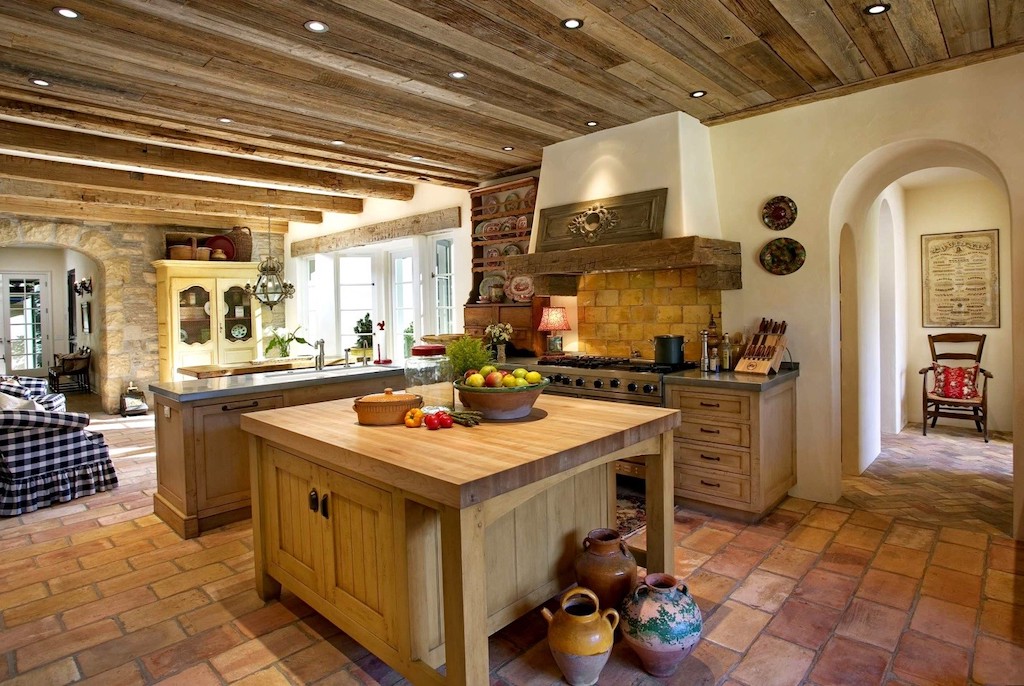 14 советов, как создать потрясающий дизайн кухни в деревянном доме (+80 фото реальных интерьеров)