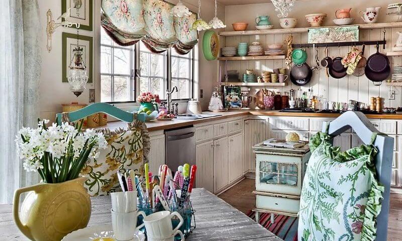 полочки для кухни с горшочками