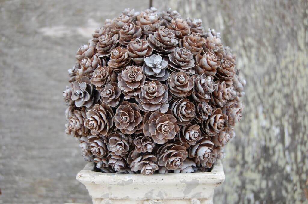 Как сделать новогодний топиарий своими руками для начинающих: 50 поделок с пошаговыми инструкциями и фото