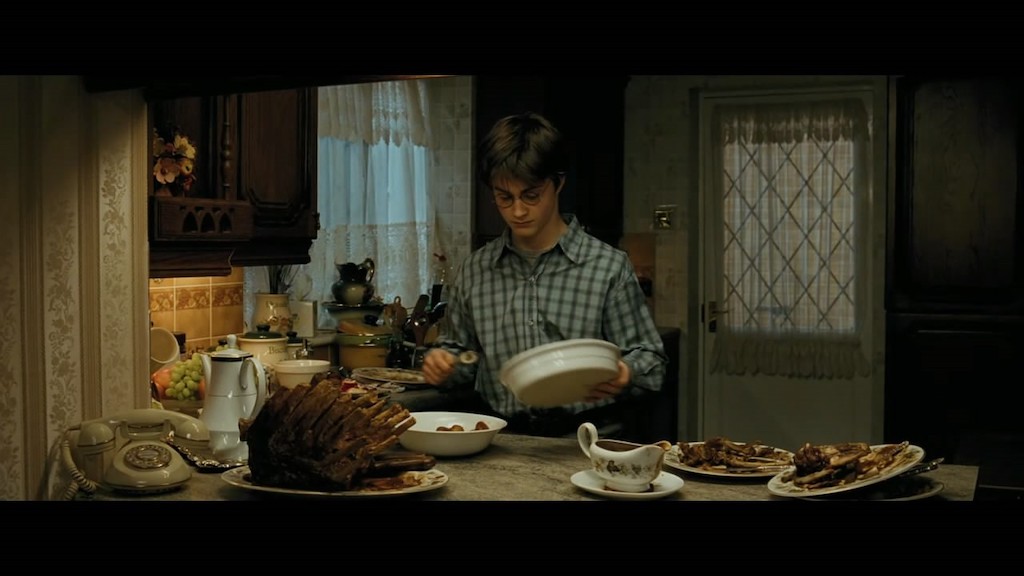 Дизайн кухни в доме по ул. Тисовой, 4 (фильмы о Гарри Поттере)