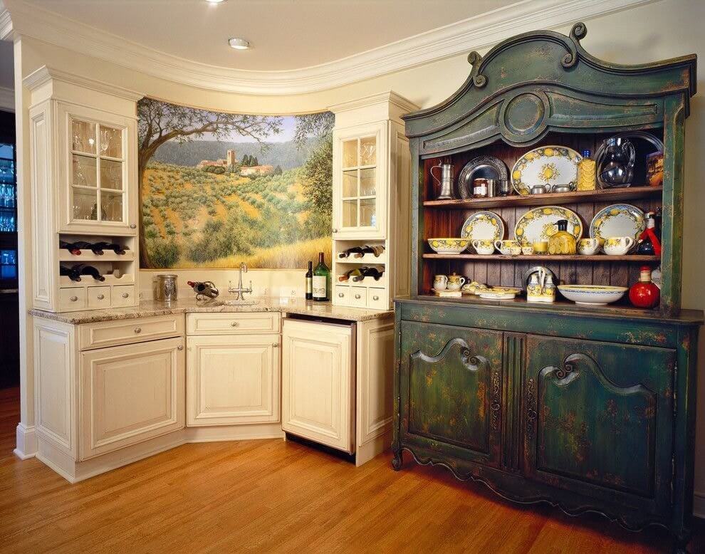 Как вписать старинный буфет в современный интерьер?