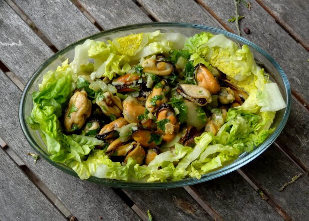 С чем сочетается авокадо в салатах: простые и вкусные рецепты с фото пошагово