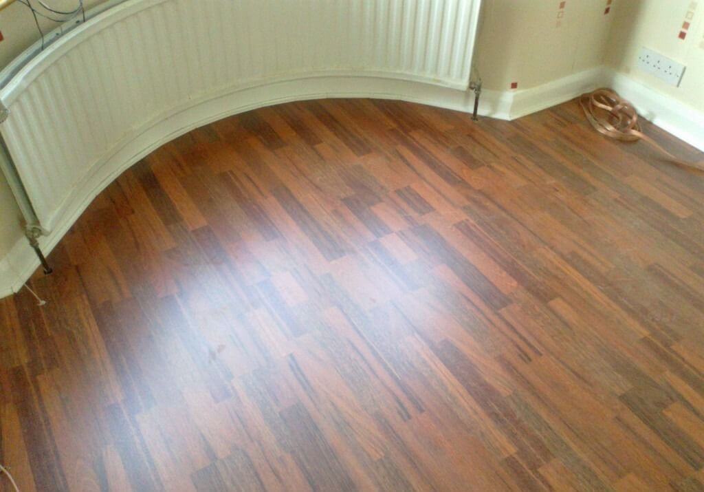 Укладка ламината на деревянный пол своими руками за 6 шагов с фото