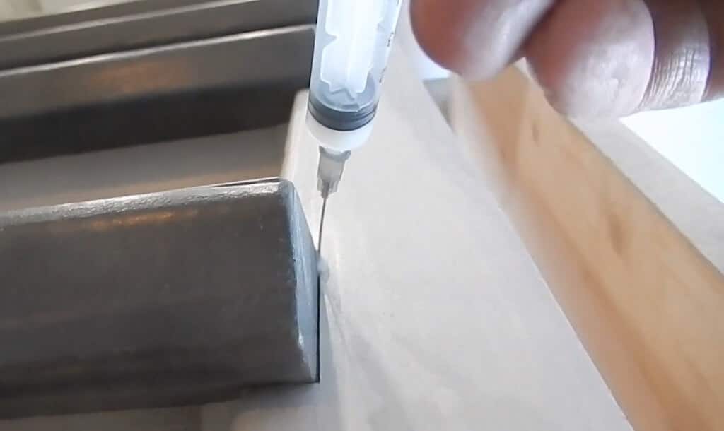 Скрипит паркет в квартире: как устранить без вскрытия, советы мастеров