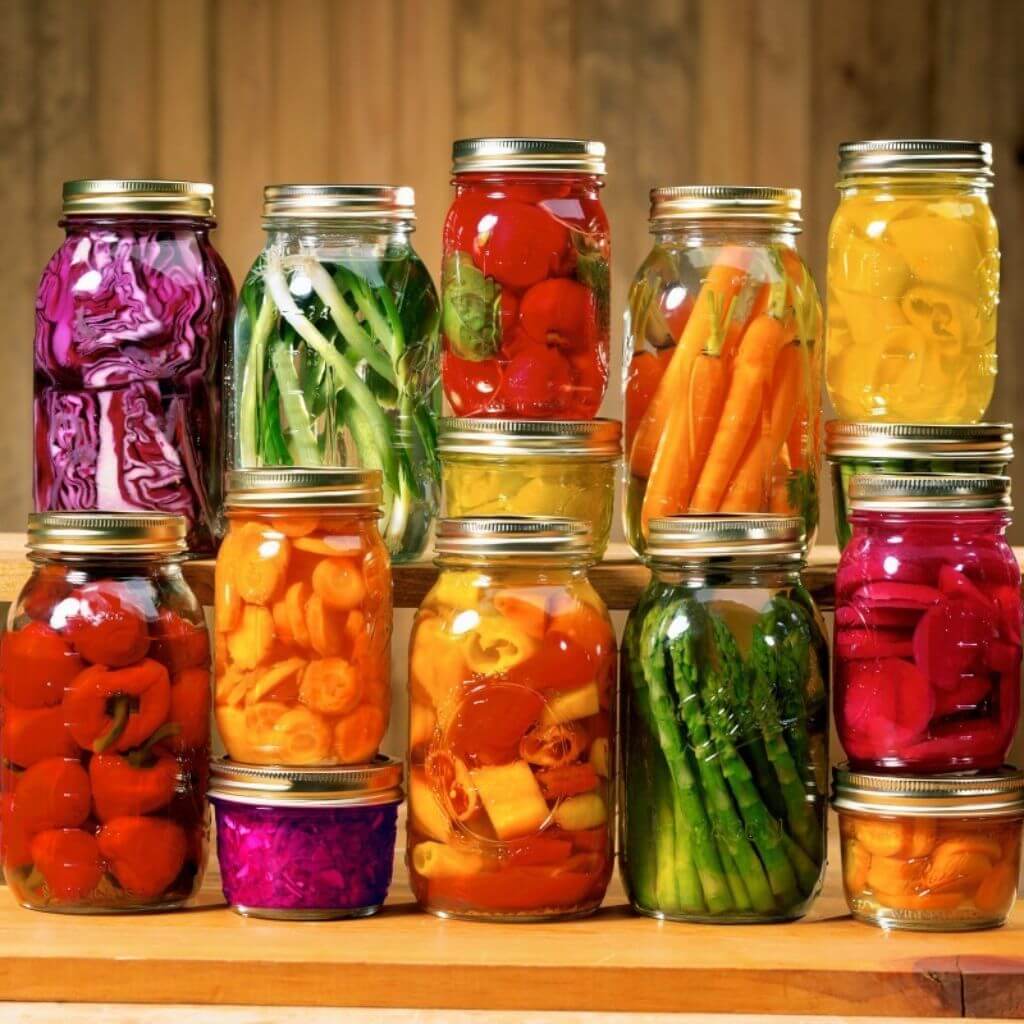 Накрыть стол на 300 рублей: шпаргалка для тех, кто хочет вкусно сэкономить