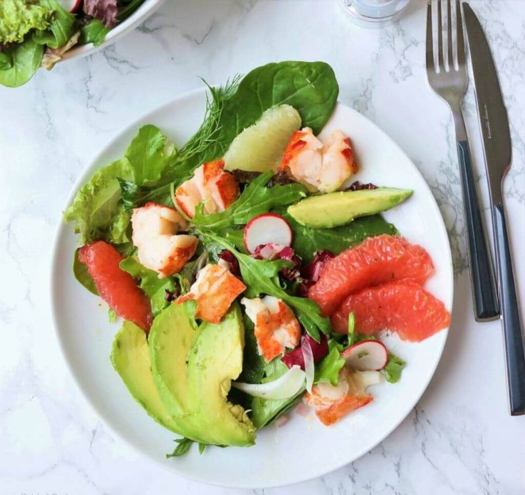 С чем сочетается авокадо в салатах: простые и вкусные рецепты с фото пошагово