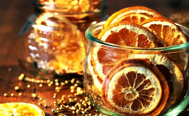 Цитрусовое настроение: как красиво засушить апельсин для декора и еды