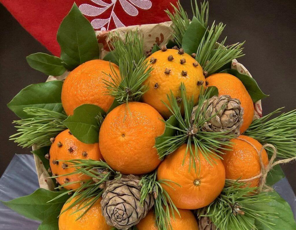 Как сделать новогодний топиарий своими руками для начинающих: 50 поделок с пошаговыми инструкциями и фото