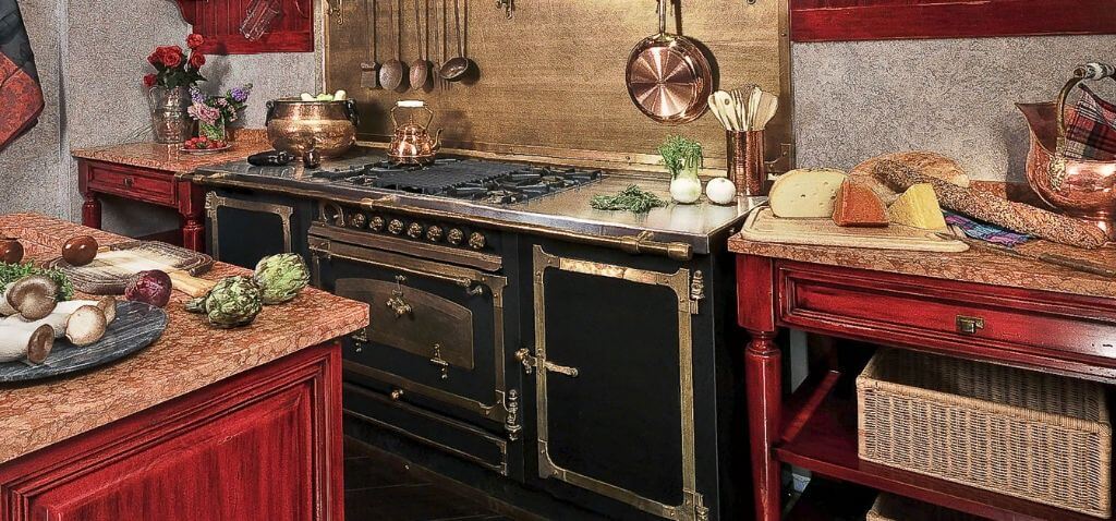 Дизайн кухни в английском стиле: викторианский шик в интерьере