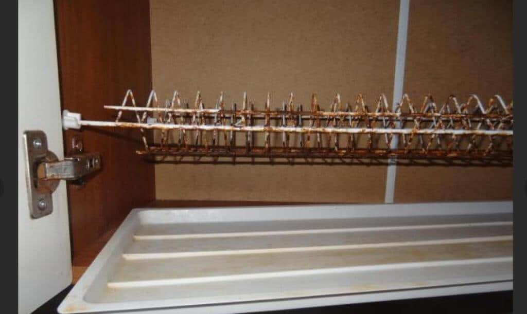 Сушилка для посуды в кухонный шкаф: как выбрать, собрать и установить своими руками