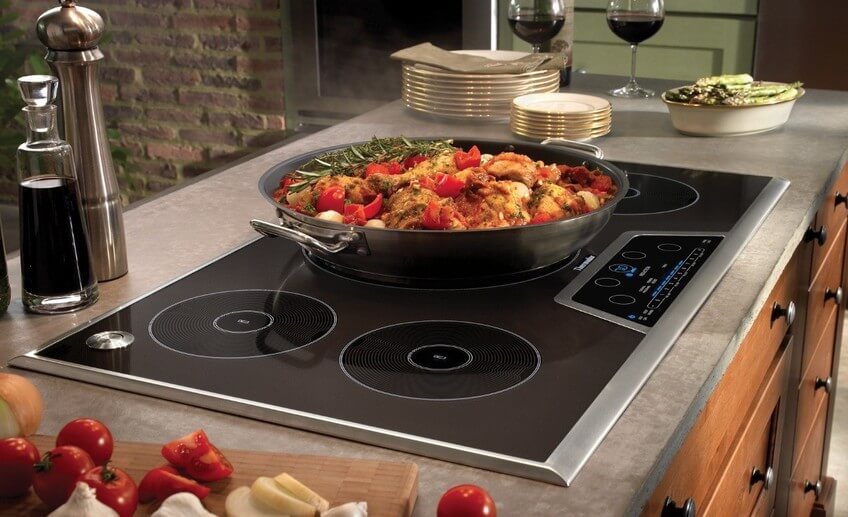 Как сделать или перенести розетки на кухне во время или после ремонта