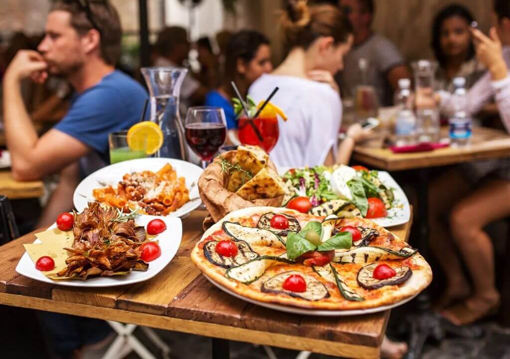 Как очистить помидоры от кожуры кипятком, в микроволновке, бланшированием: 5 быстрых и легких способов